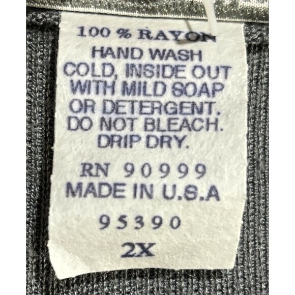 4 For $20 United States Sweaters Size 2X Gray Short Sleeve V-Neck Sweater - Picture 6 of 7